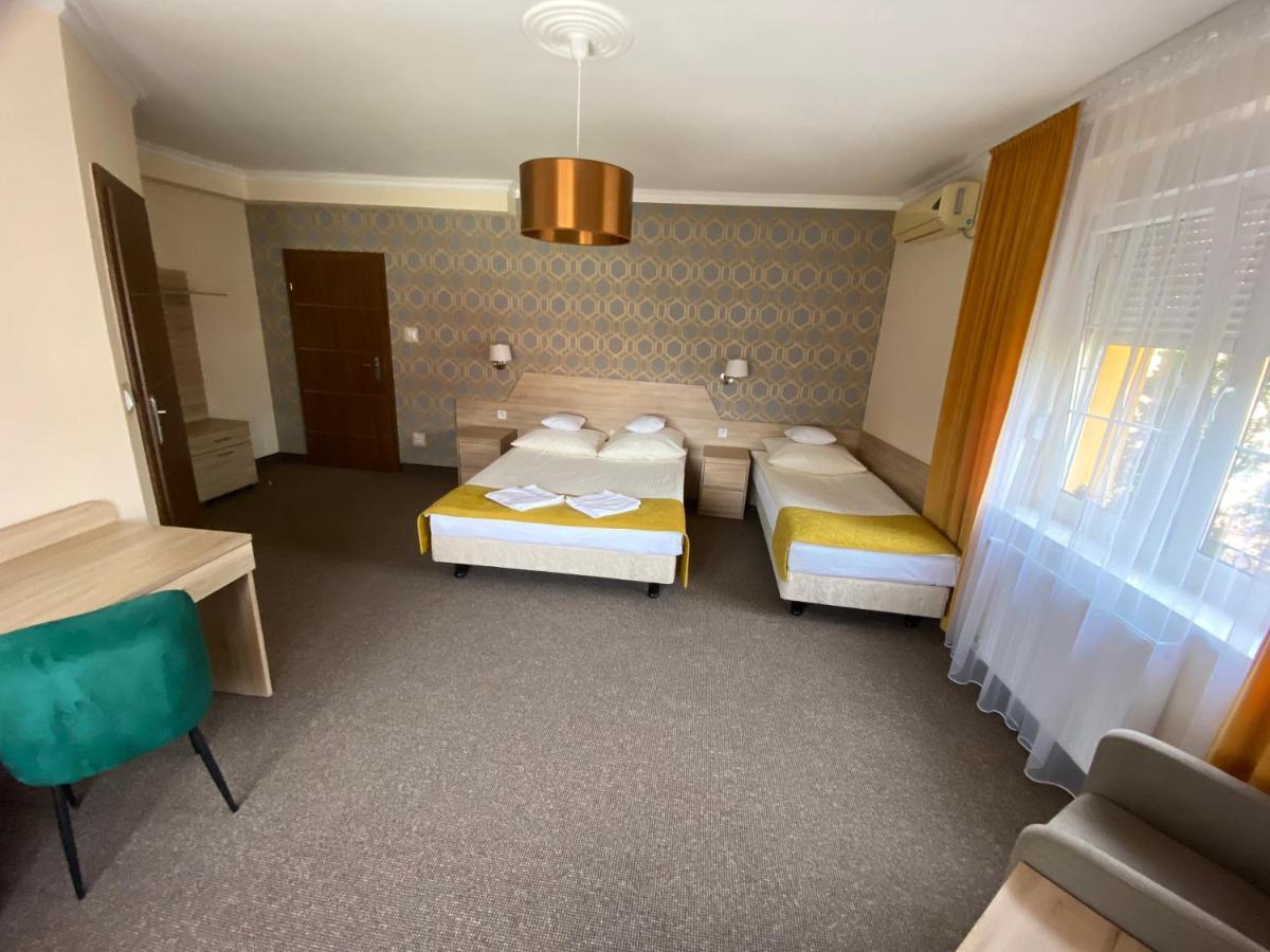 Pasja Noclegi B&B Wolow  Bagian luar foto